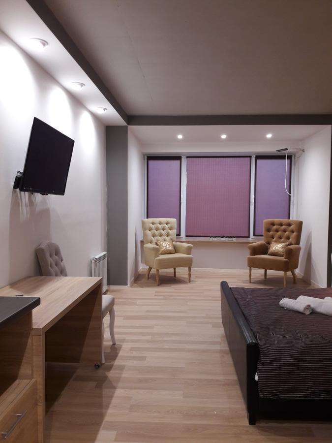 Mini Hotel On Demiivska Kiev Eksteriør billede