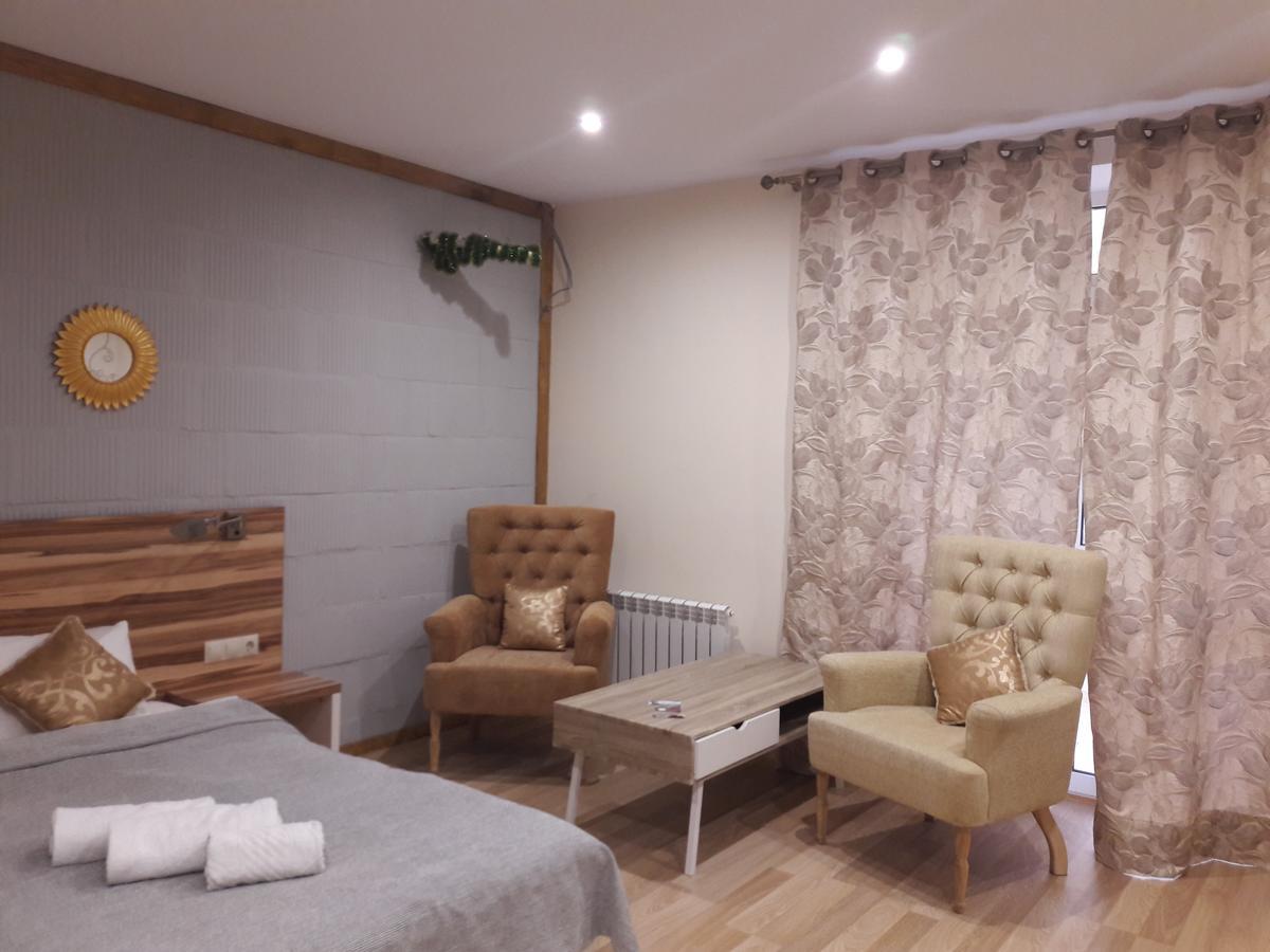 Mini Hotel On Demiivska Kiev Eksteriør billede